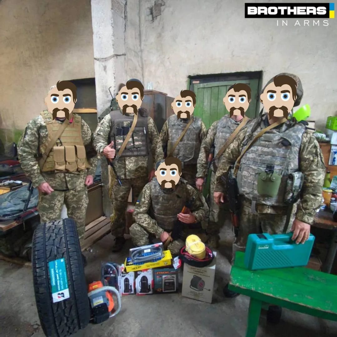 Поставили бандеромобіль наших стрілків на колеса.￼
